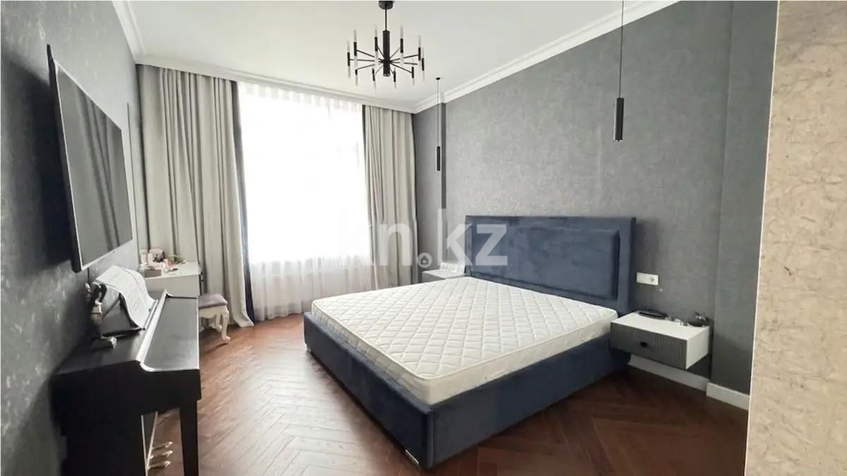 Продажа 4-комнатной квартиры, 138.5 м² - Продажа баз, складов и промышленной недвижимости в Семее фото 2 из 5