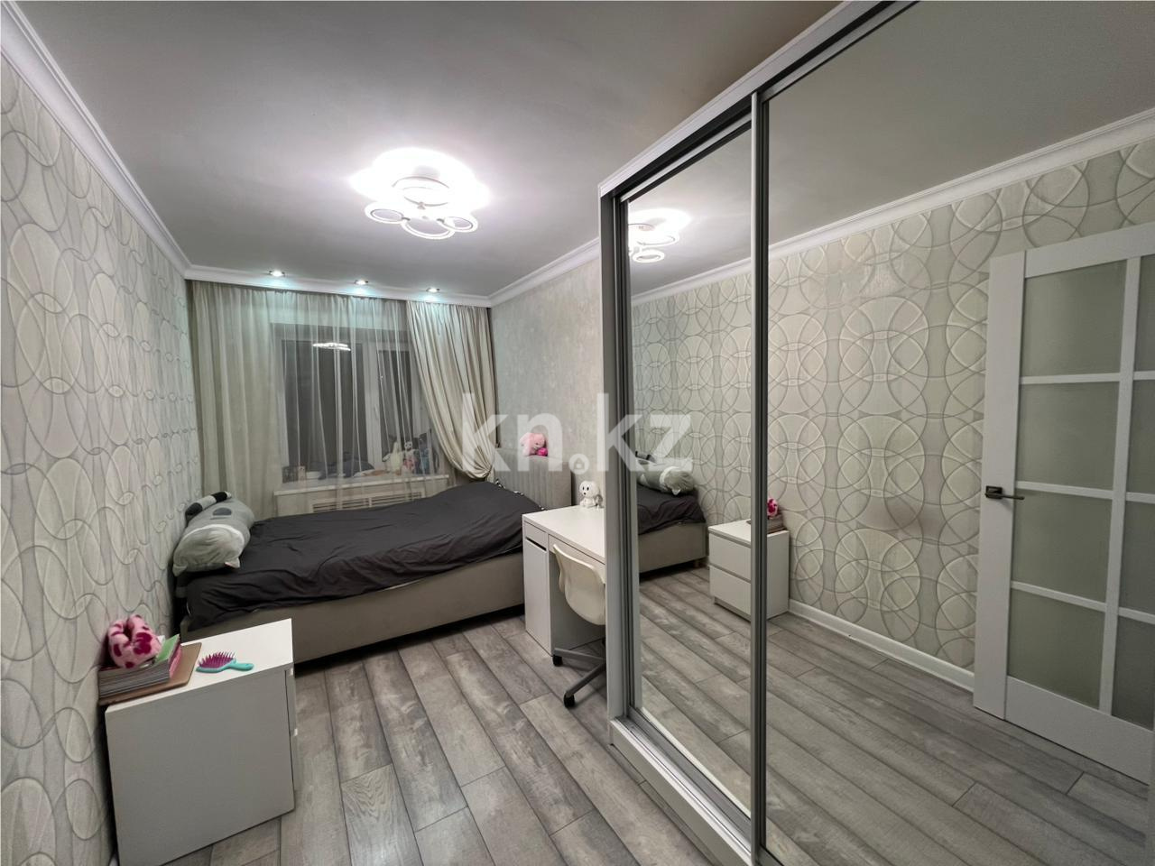 Продажа 3-комнатной квартиры, 56 м², ул. Пичугина - Продажа квартир в Караганде фото 8 из 12