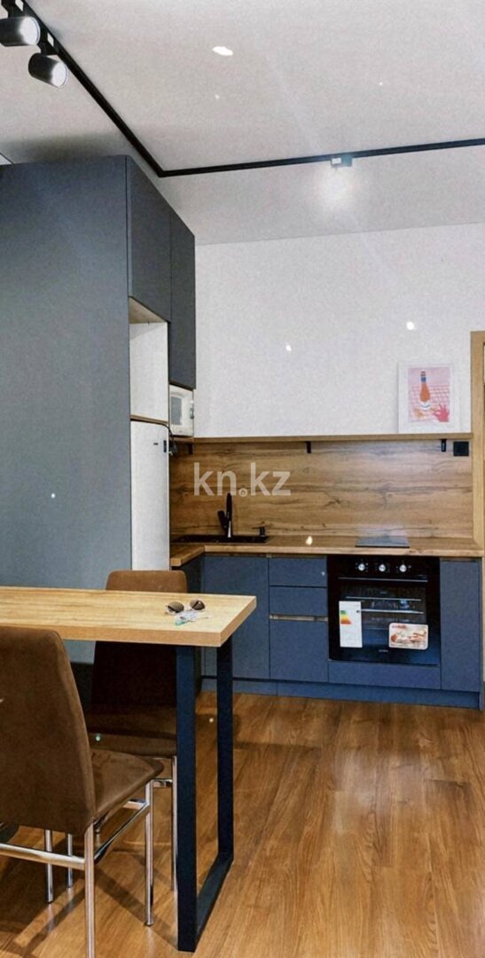 Аренда 2-комнатной квартиры, 50 м² в Астане