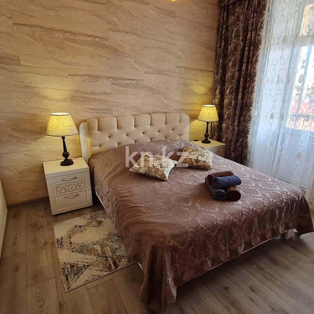 Аренда 2-комнатной квартиры посуточно, 56 м², ул. Чехова, дом  55 - Аренда квартир посуточно в Усть-Каменогорске фото 12 из 20