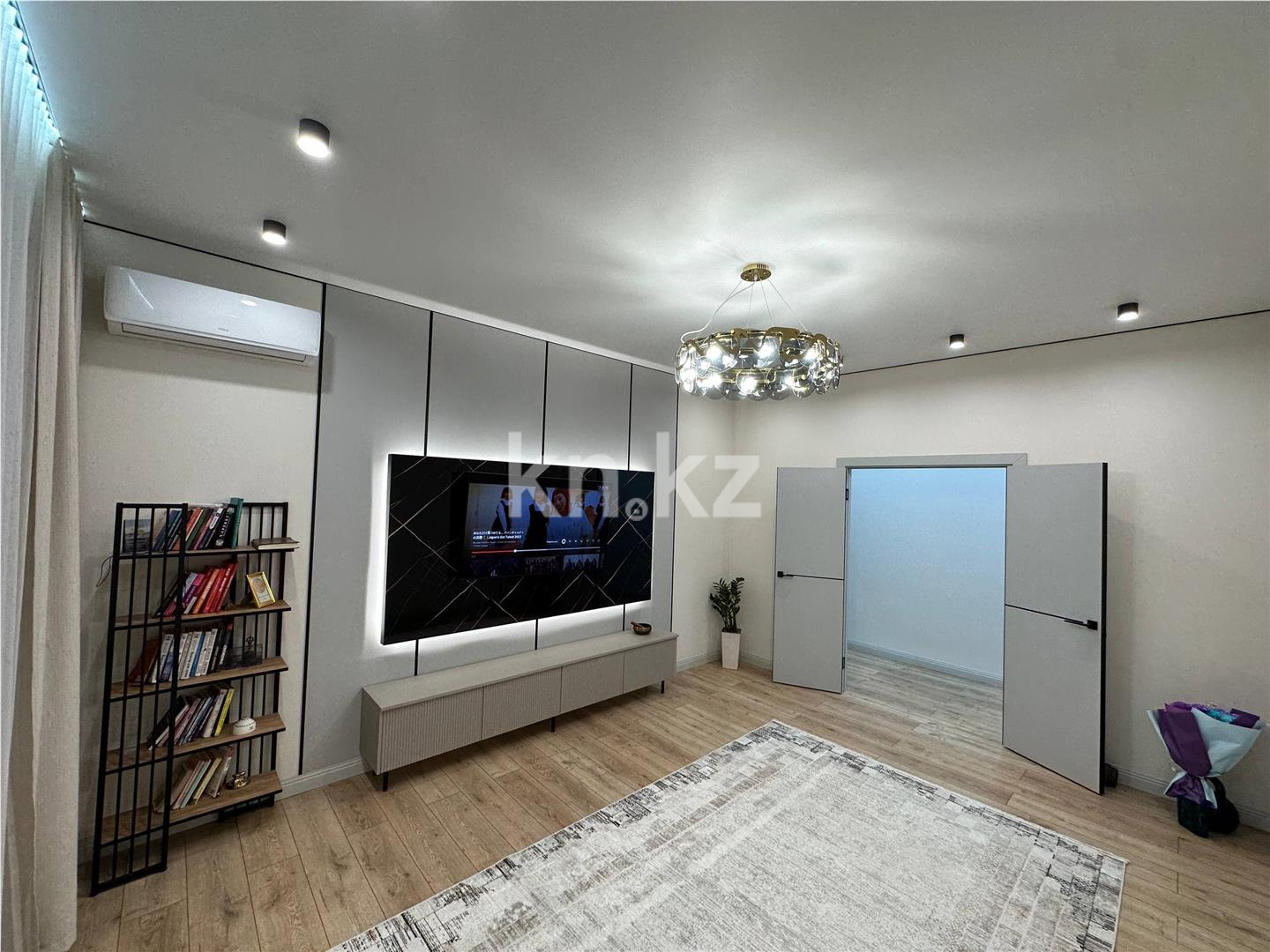 Продажа 2-комнатной квартиры, 64 м², пр. Строителей, дом  28/5 блок А - Продажа квартир в Караганде фото 6 из 16