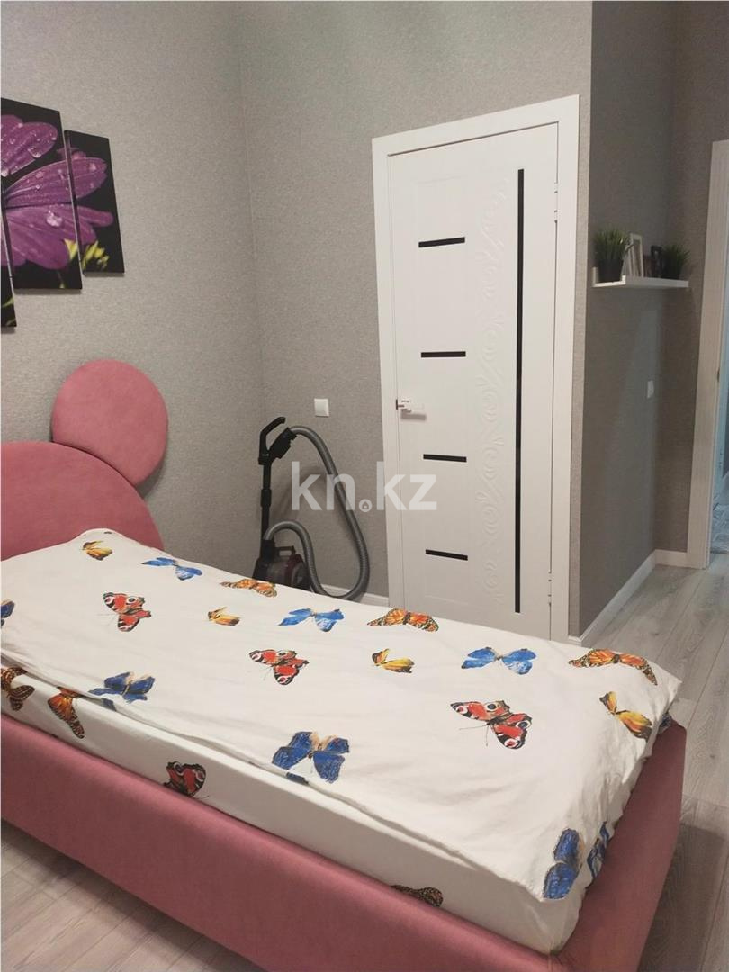 Продажа 4-комнатной квартиры, 106 м², пр. Шахтеров - Продажа  четырехкомнатных квартир в Караганде фото 8 из 22