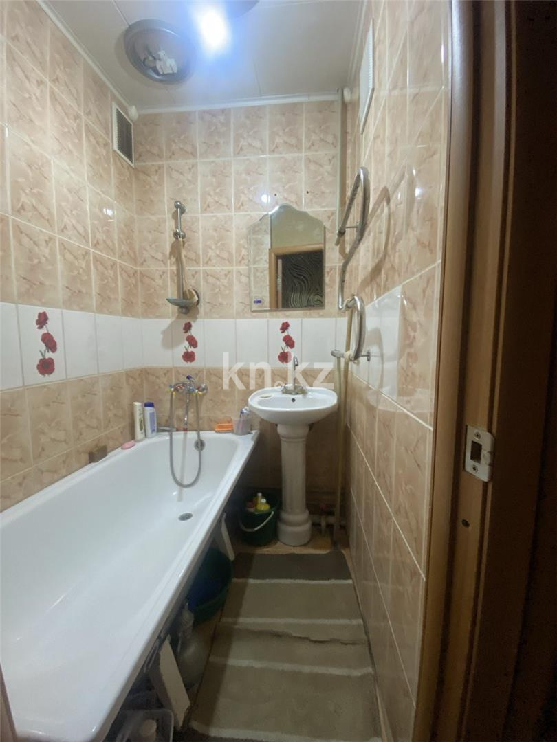 Продажа 1-комнатной квартиры, 30 м², ул. 6-й мик-н в Темиртау - фото 9