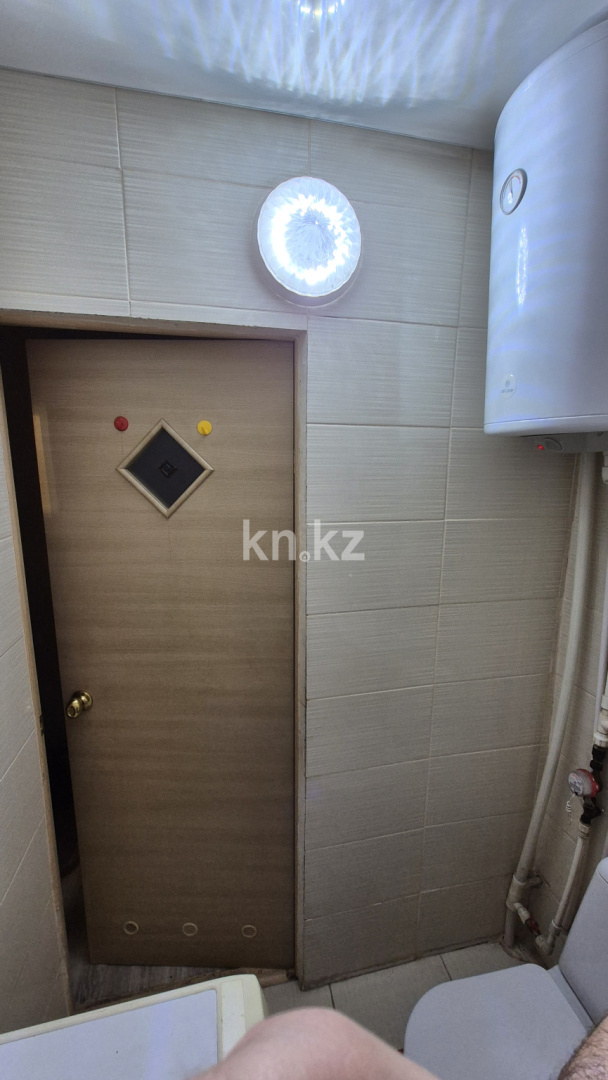 Продажа 2-комнатной квартиры, 42 м², ул. Зелинского, дом  11 в Караганде - фото 9