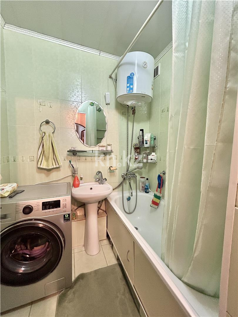 Продажа 3-комнатной квартиры, 65 м² в Караганде - фото 11