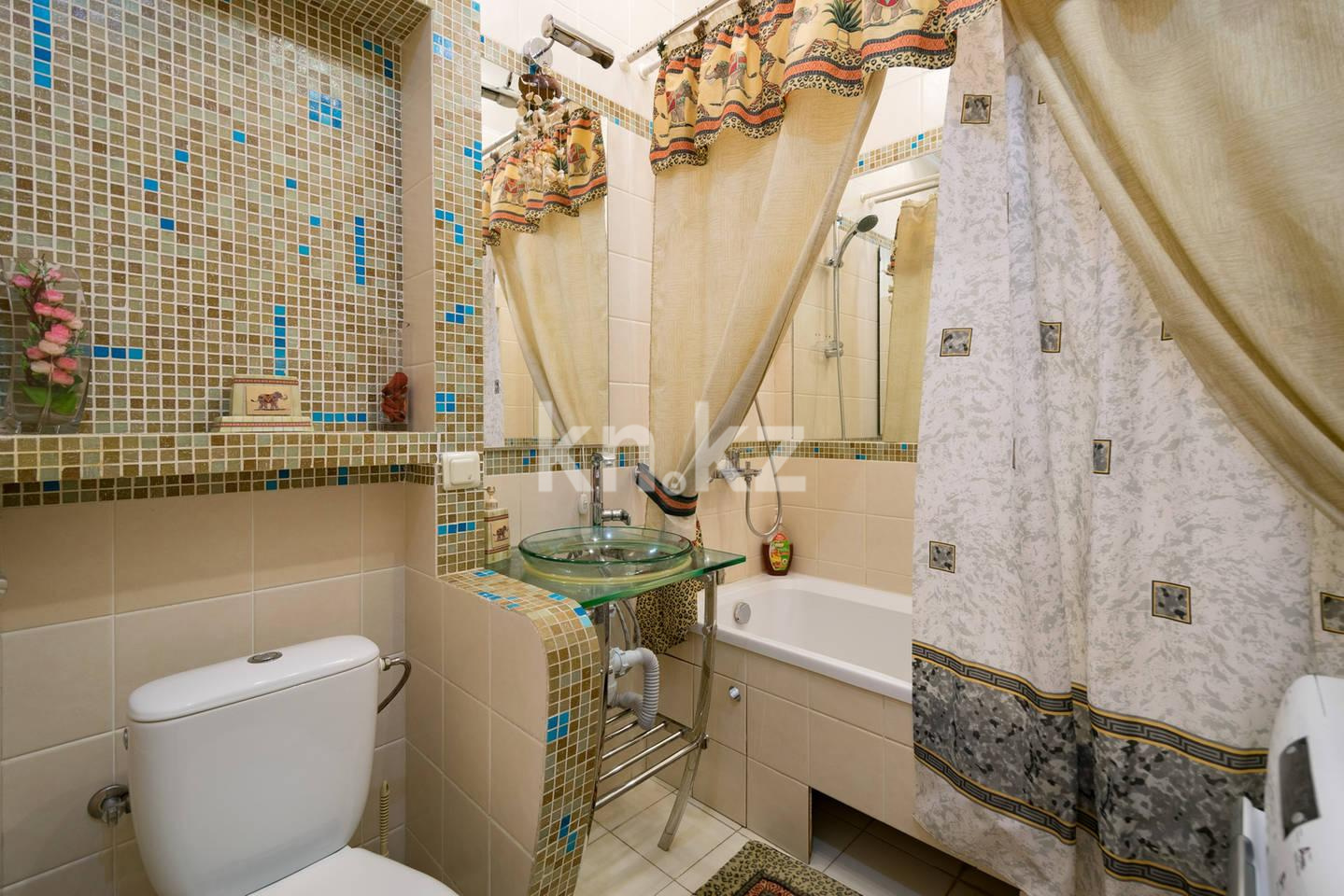 Аренда 2-комнатной квартиры посуточно, 63 м², Сейфуллина, дом  3/2 - ул. Тимирязева в Алматы - фото 9