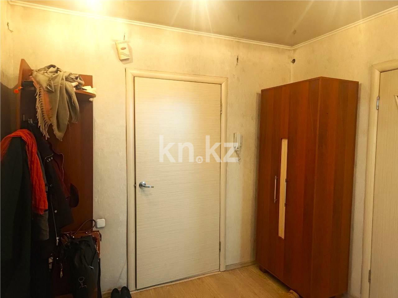 Продажа 3-комнатной квартиры, 48 м², ул. Экибастузская - Продажа квартир в Караганде фото 9 из 14