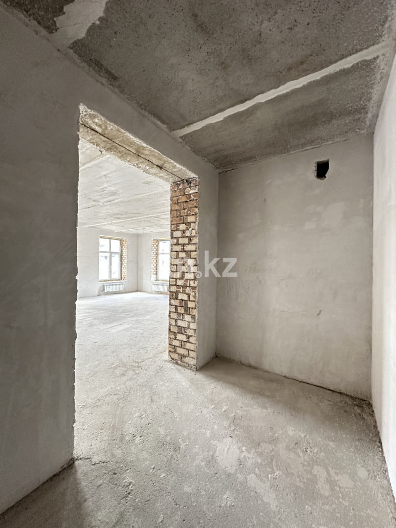 Продажа , 100.2 м², мкр-н Степной-2, дом  18/2 - Продажа офисных и торговых помещений в Караганде фото 12 из 16