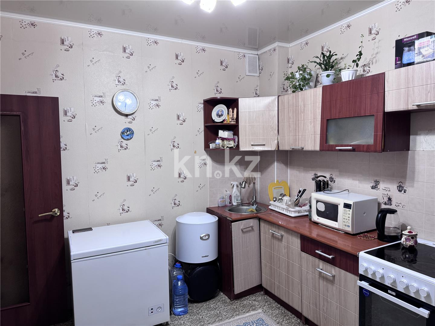 Продажа 3-комнатной квартиры, 74 м², ул. Сарыарка в Караганде - фото 8