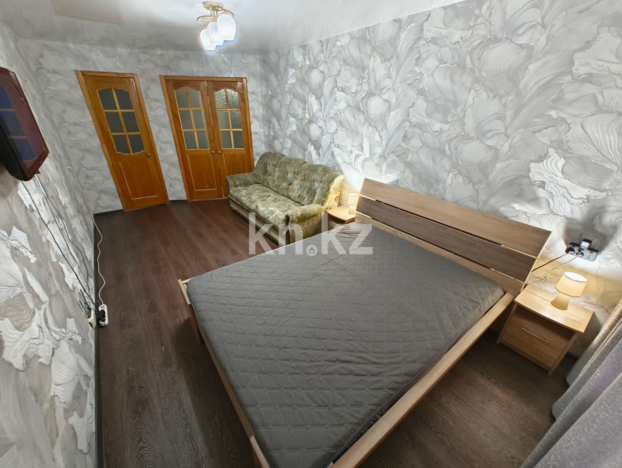 Аренда 1-комнатной квартиры посуточно, 37 м², пр. Ауэзова, дом  41 - Аренда квартир посуточно в Усть-Каменогорске фото 5 из 8