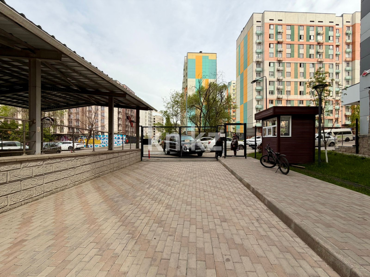 Продажа 3-комнатной квартиры, 84 м² - Продажа квартир в монолитном доме в Алматы фото 30 из 33