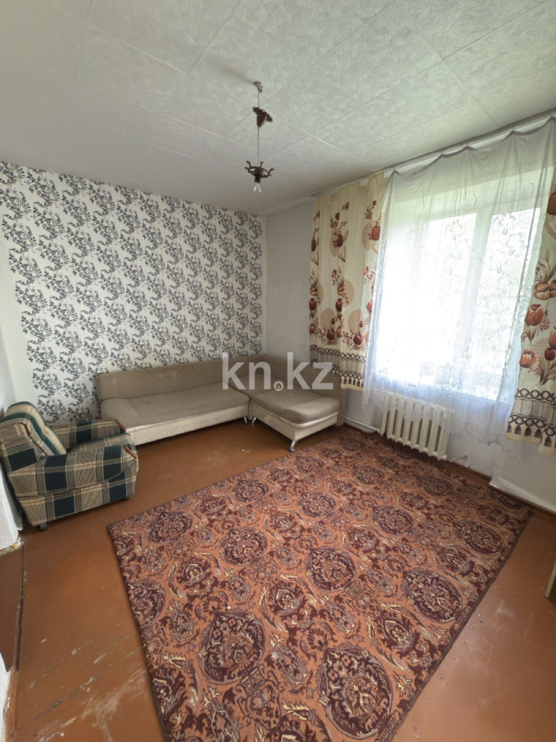 Продажа 3-комнатной квартиры, 59.3 м², Шаяхметова, дом  8 - Продажа  трехкомнатных квартир в Усть-Каменогорске фото 1 из 6