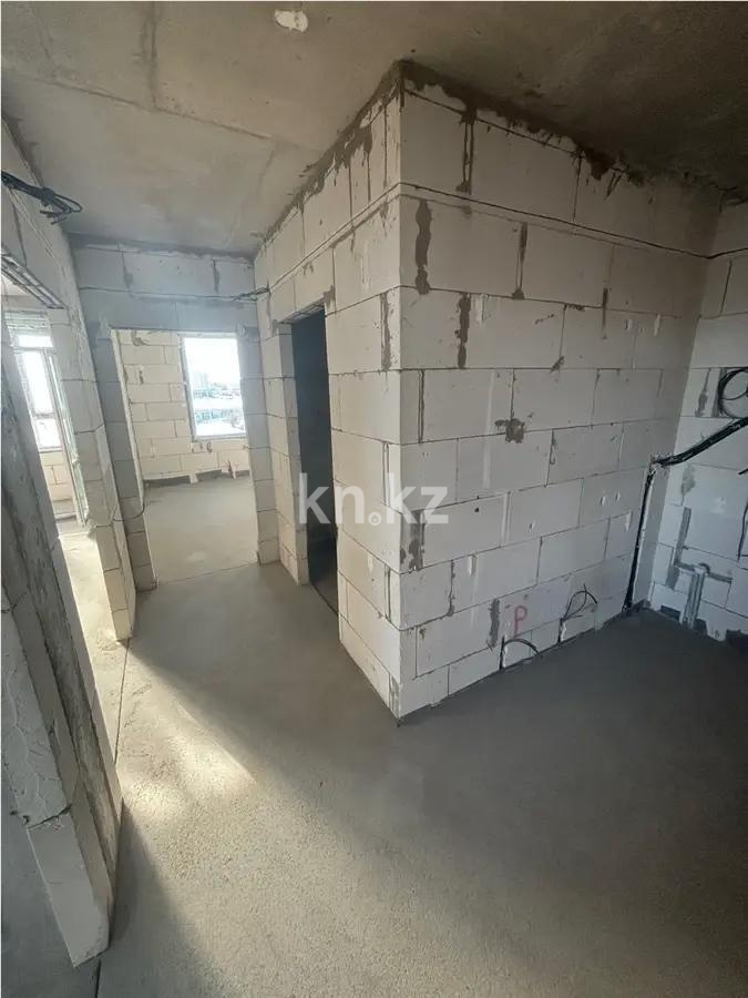 Продажа 2-комнатной квартиры, 60 м², ул. Хусейна бен Талала, дом  39 в Астане - фото 4