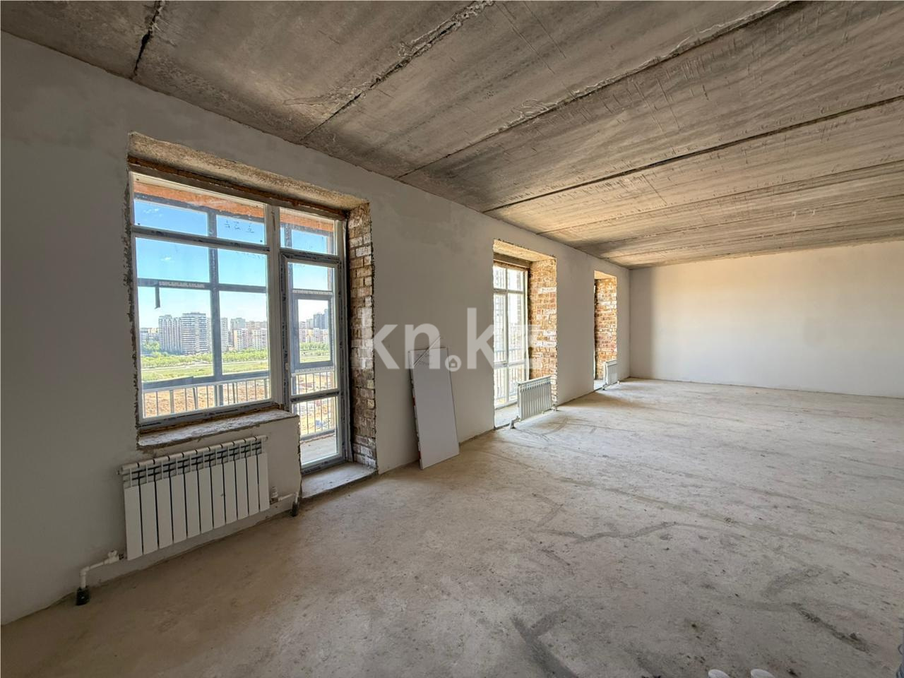 Продажа 2-комнатной квартиры, 68 м² - Продажа квартир в Караганде - страница 2 фото 1 из 7