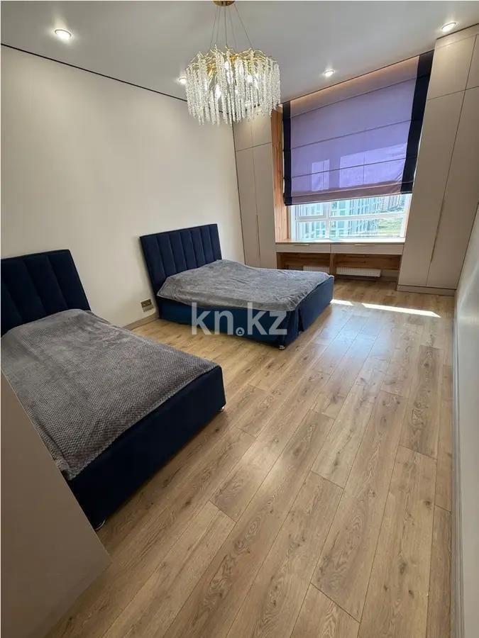 Продажа 4-комнатной квартиры, 120 м², ул. Байтурсынова, дом  30 - Продажа  четырехкомнатных квартир в Астане фото 1 из 3