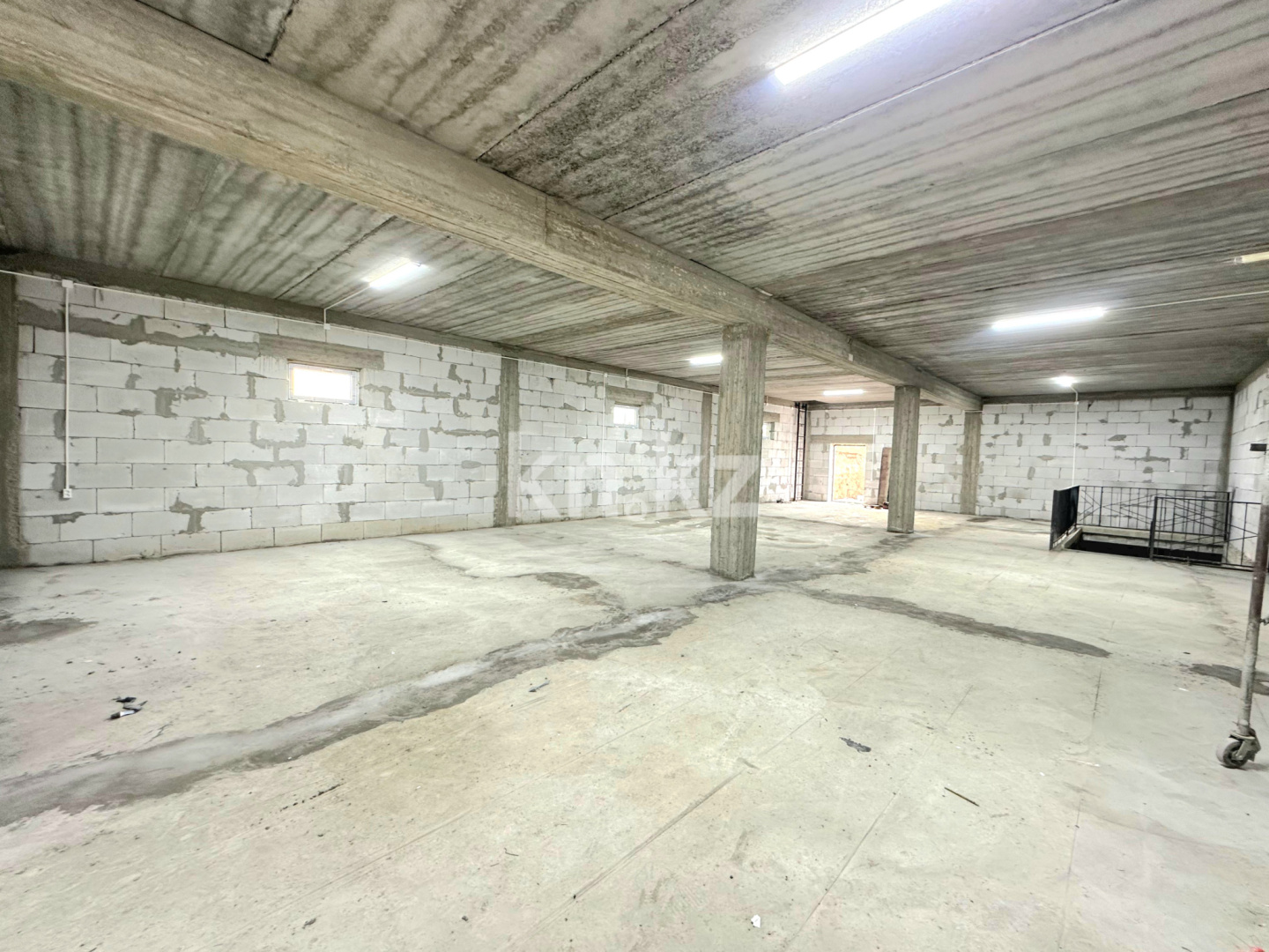 Аренда , 574 м², Акжйык, дом  2 - Продажа и аренда недвижимости в Шымкенте фото 11 из 18