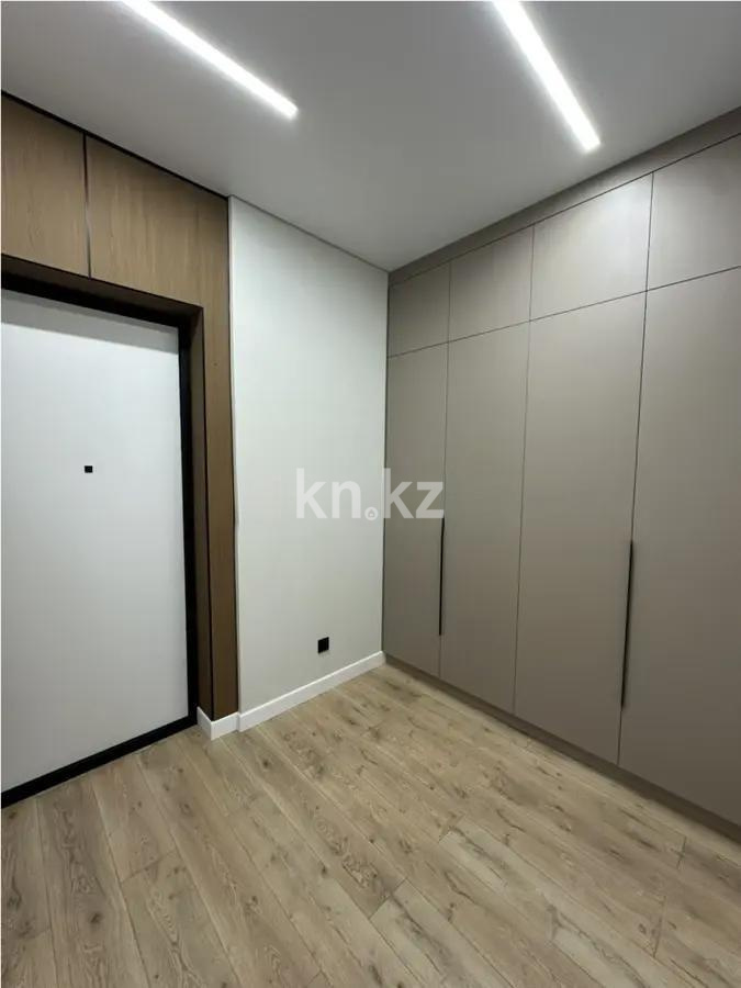 Продажа 1-комнатной квартиры, 45 м², ул. Е-882, дом  7 в Астане - фото 3