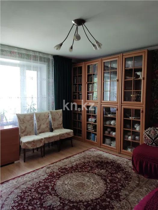 Продажа 3-комнатной квартиры, 59 м², пр. Абылай хана, дом  19 - Продажа  трехкомнатных квартир в Астане фото 1 из 6