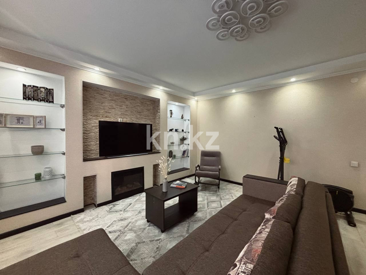 Аренда 3-комнатной квартиры, 120 м² - Аренда недвижимости в Алматы фото 11 из 34