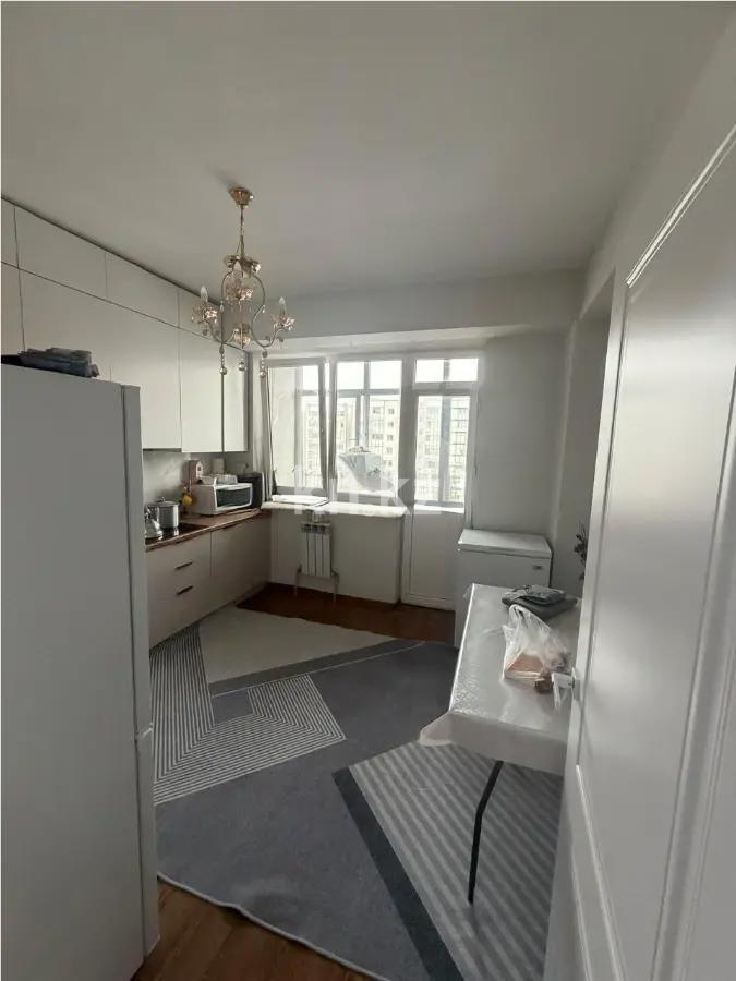 Продажа 2-комнатной квартиры, 78.6 м², мкр. Аксай-5, дом  3б - Продажа квартир в Алматы фото 3 из 6