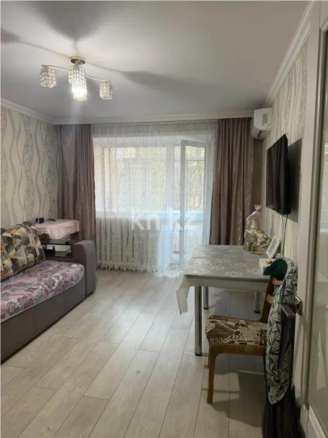 Продажа 1-комнатной квартиры, 38 м² в Астане