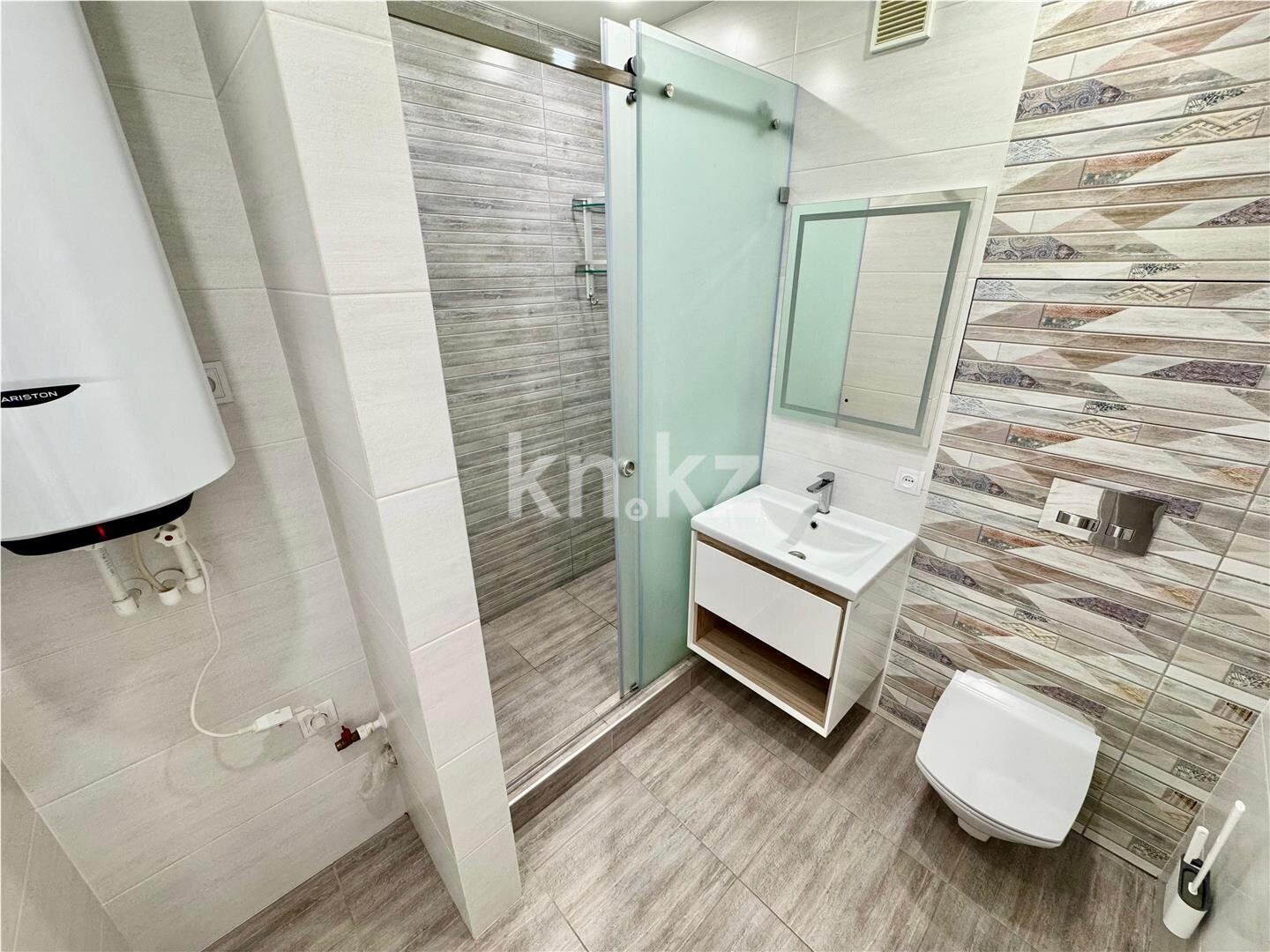 Продажа 3-комнатной квартиры, 62 м² в Караганде - фото 7