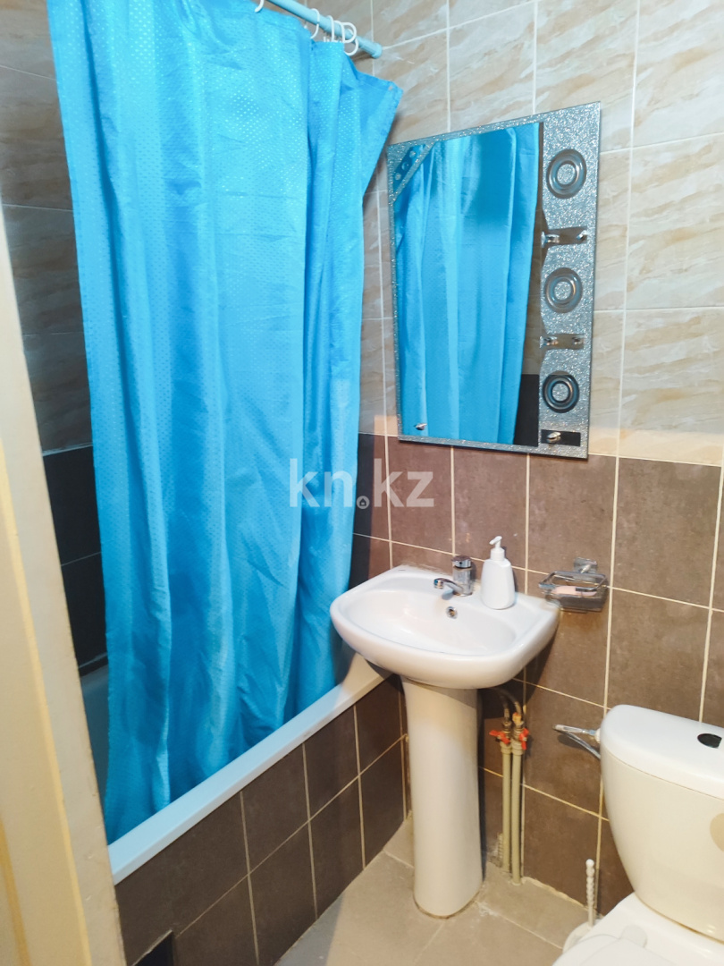 Аренда 1-комнатной квартиры посуточно, 29 м², мкр-н Аксай-1а, дом  30а - ул. Толе би в Алматы - фото 7