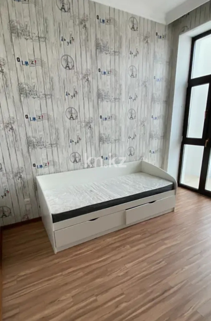 Аренда 4-комнатной квартиры, 180 м², пр. Мангилик Ел, дом  28 в Астане - фото 15