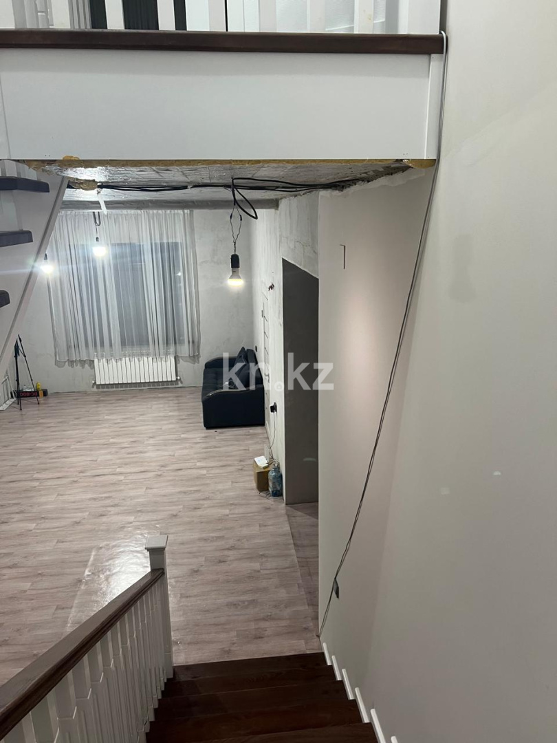 Продажа 8-комнатного дома, 270 м², мкр-н Мадениет, дом  82 - ул. Саина - Продажа домов, коттеджей в Казахстане фото 10 из 11