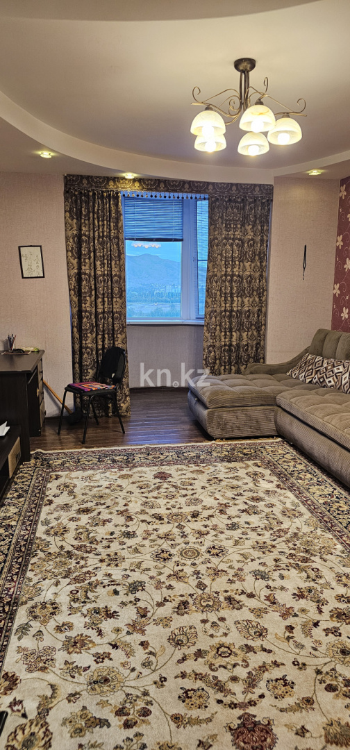 Продажа 3-комнатной квартиры, 130 м², пр. Сатпаева, дом  74 - Продажа квартир в Усть-Каменогорске фото 1 из 16
