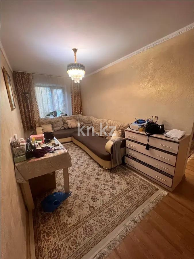 Продажа 3-комнатной квартиры, 59.2 м², ул. Ауэзова, дом  111/1 - Продажа квартир без посредников в Алматы фото 1 из 7