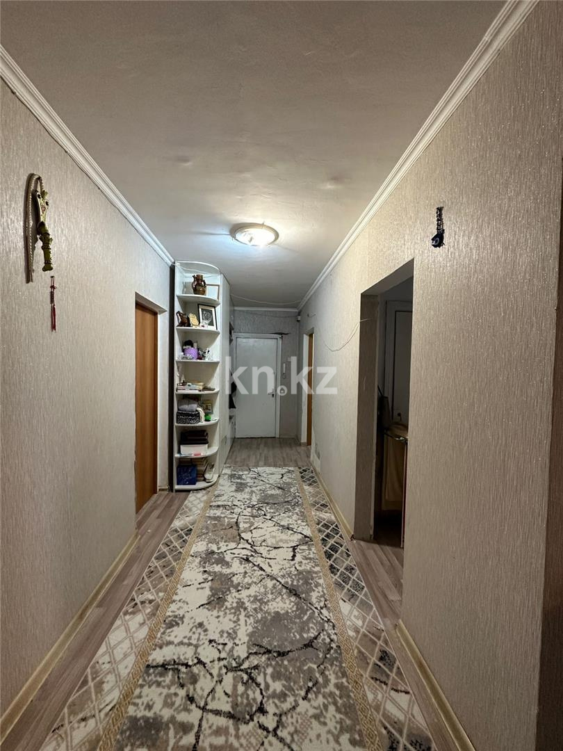 Продажа 4-комнатной квартиры, 79 м², пр. Шахтеров - Продажа  четырехкомнатных квартир в Караганде фото 15 из 16