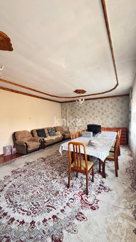 Продажа 8-комнатного дома, 200 м², Мельничная, дом  9а - Продажа домов, коттеджей в Казахстане фото 2 из 40