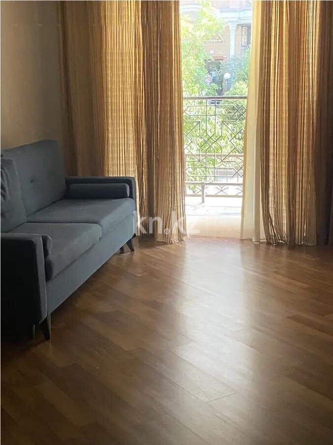 Продажа 2-комнатной квартиры, 70 м² в Алматы
