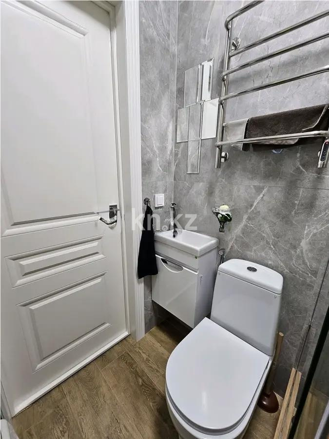 Продажа 3-комнатной квартиры, 90 м², ул. Толе би, дом  189/3 в Алматы - фото 7