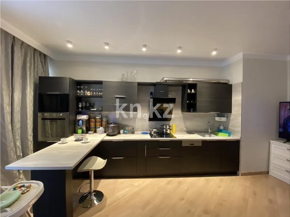 Продажа 3-комнатной квартиры, 97 м², ул. Сатпаева, дом  30а в Алматы - фото 4