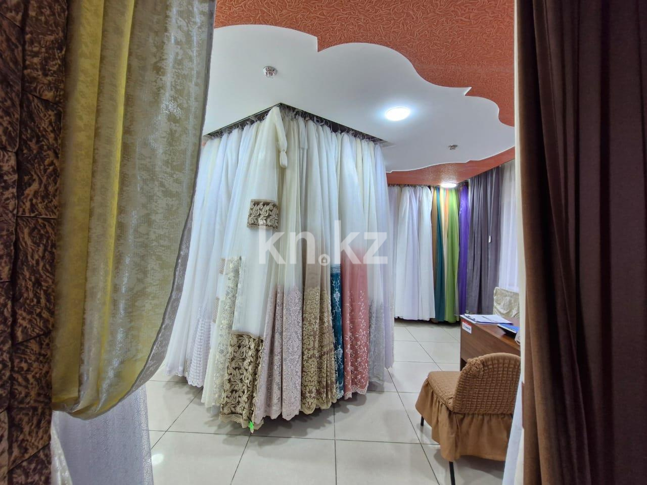 Продажа , 200 м², мкр-н Степной-4 - Продажа офисных и торговых помещений в Караганде фото 10 из 32