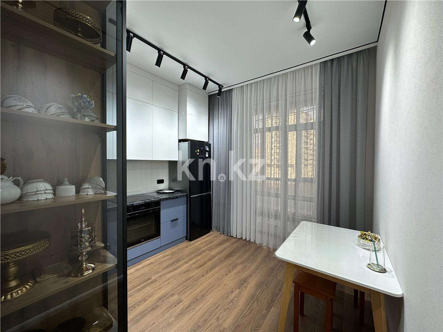 Продажа 3-комнатной квартиры, 78 м² - Продажа квартир в Караганде на Юго-Востоке - страница 2 фото 11 из 27