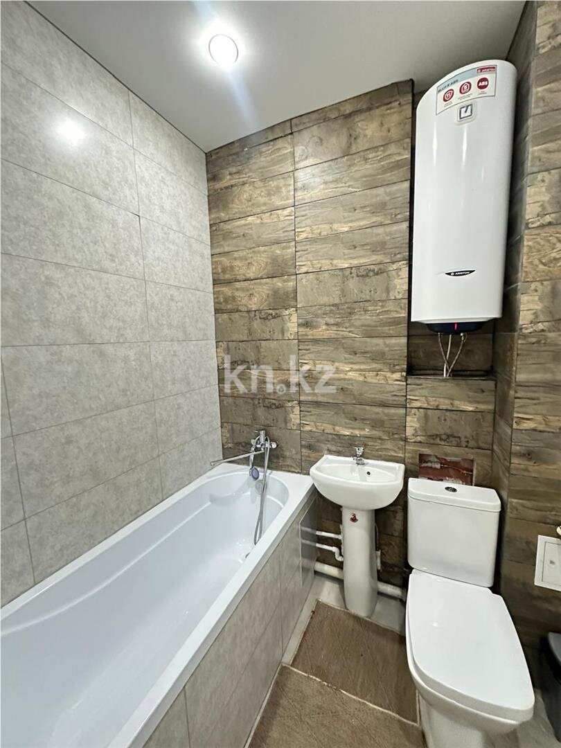 Продажа 1-комнатной квартиры, 37 м² в Караганде - фото 8