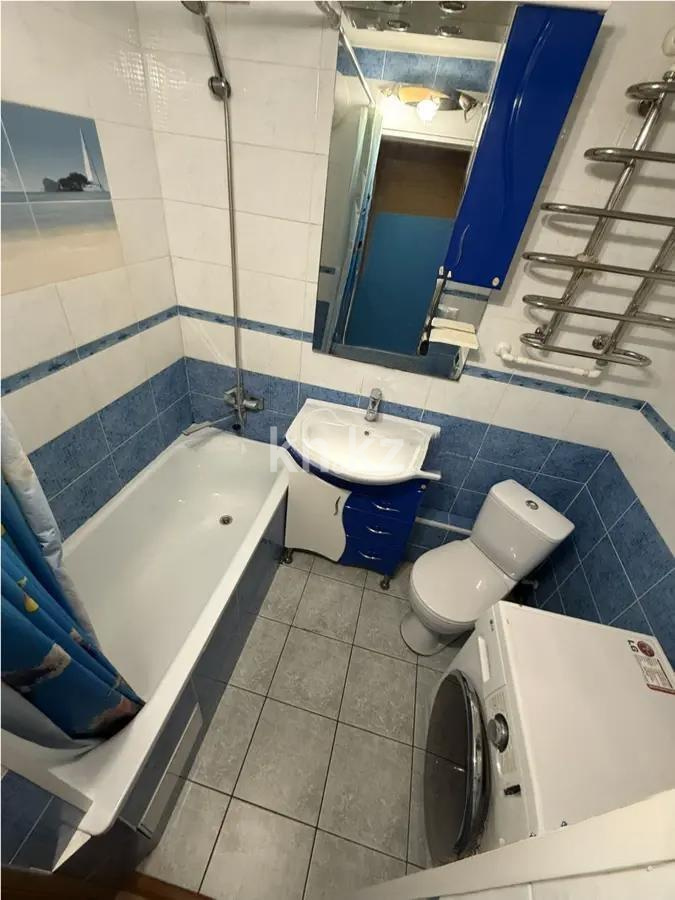 Продажа 3-комнатной квартиры, 60 м², мкр-н 23, дом  8 в Караганде - фото 5