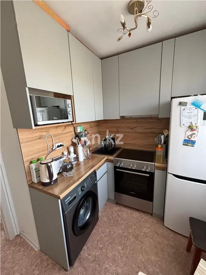 Продажа 3-комнатной квартиры, 61 м², мкр-н 14, дом  45 в Караганде - фото 4