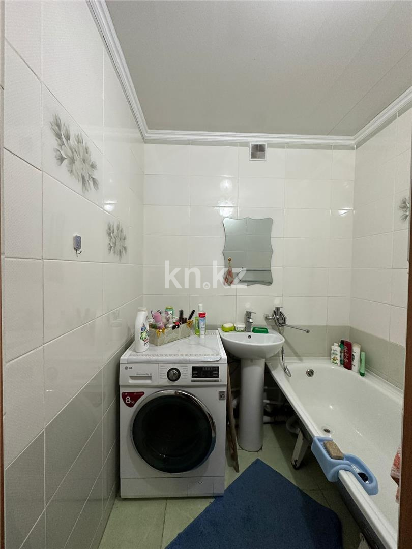 Продажа 2-комнатной квартиры, 54 м², мкр-н Степной-2, дом  6/2 - Продажа  двухкомнатных квартир в Караганде фото 7 из 12