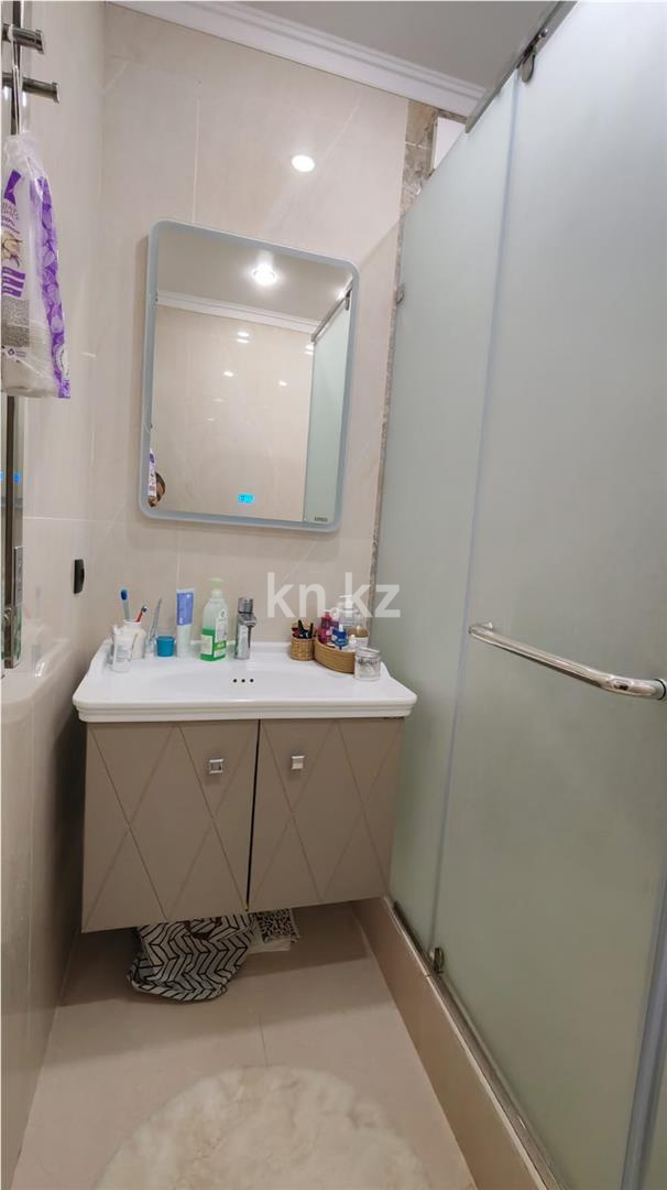 Продажа 4-комнатной квартиры, 115 м², ул. Букетова - Продажа квартир в Караганде фото 24 из 29