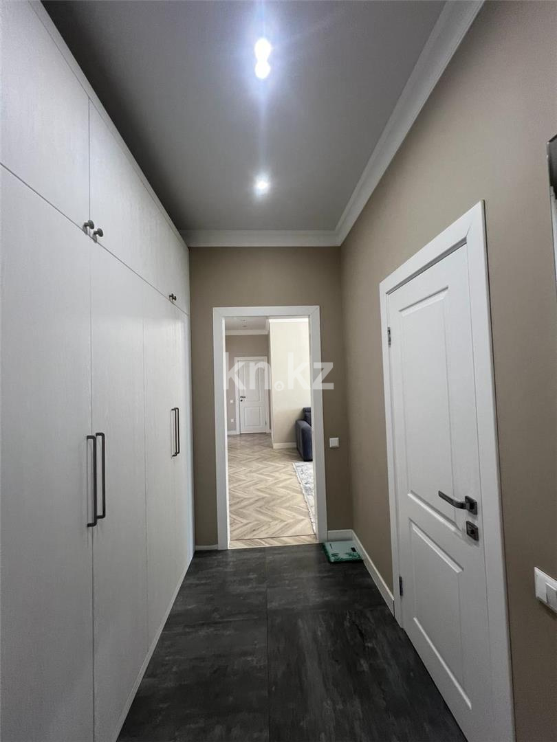 Продажа 3-комнатной квартиры, 94 м², ул. Сатыбалдина, дом  30 - Продажа квартир в Караганде фото 20 из 27