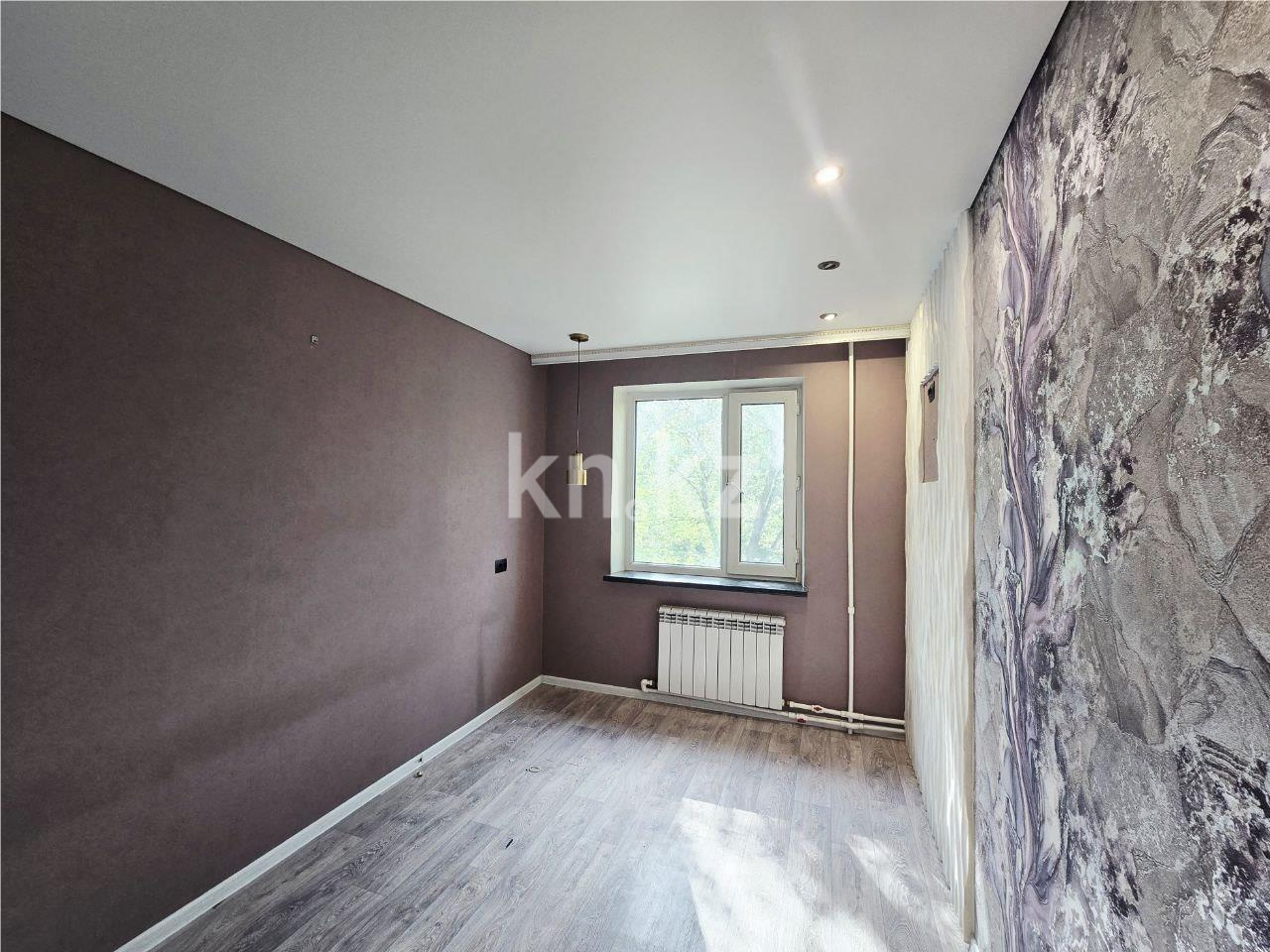 Продажа 3-комнатной квартиры, 62 м², ул. Абая - Продажа  трехкомнатных квартир в Темиртау фото 1 из 12