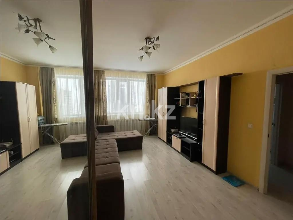 Продажа 1-комнатной квартиры, 44.3 м², пр. Кошкарбаева, дом  32/1 - Продажа квартир в Казахстане фото 1 из 3