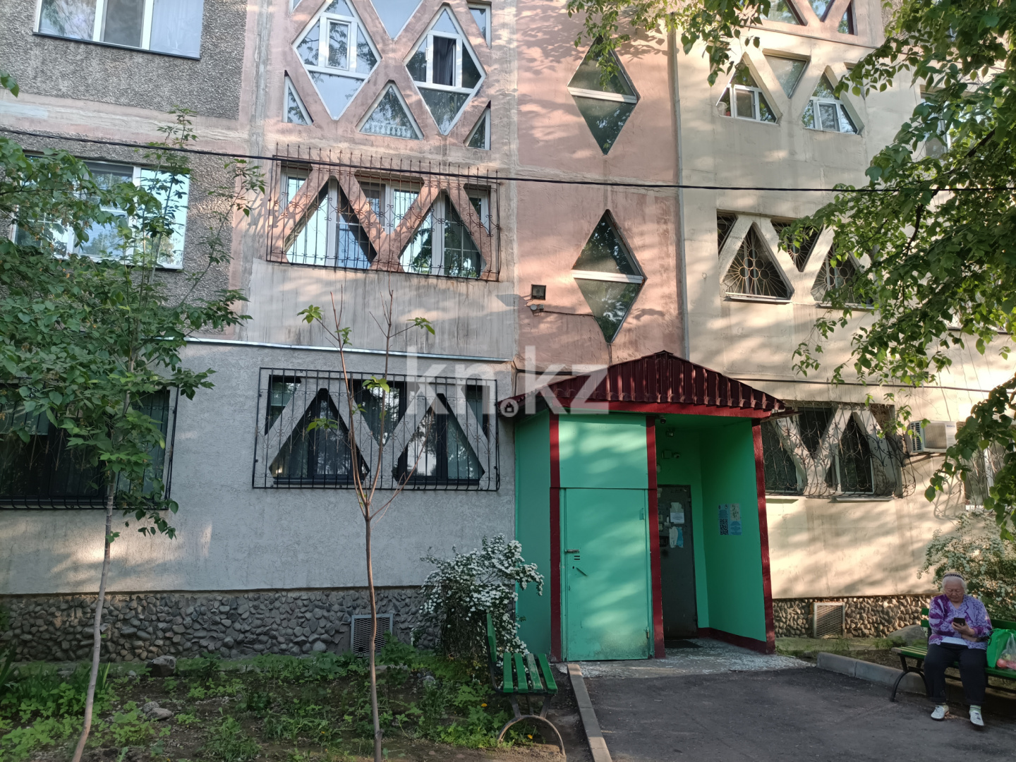 Продажа 1-комнатной квартиры, 40 м² - Продажа жилой и коммерческой недвижимости в Алматы фото 10 из 11