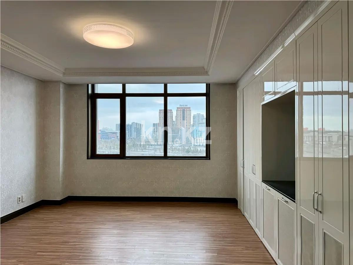 Продажа 4-комнатной квартиры, 136 м², пр. Кошкарбаева, дом  10 - Продажа  четырехкомнатных квартир в новостройках Астаны фото 1 из 2