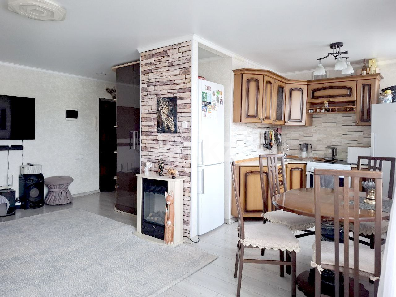 Продажа 2-комнатной квартиры, 43 м², ул. Потанина, дом  13 - Продажа  двухкомнатных квартир в Усть-Каменогорске фото 4 из 10