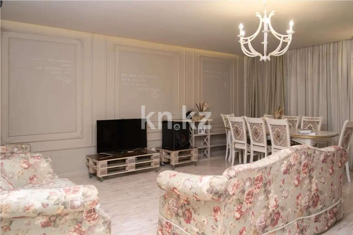 Продажа 4-комнатной квартиры, 180 м², ул. Шевченко, дом  8/2 - Продажа  четырехкомнатных квартир в Астане без посредников с фото фото 1 из 8